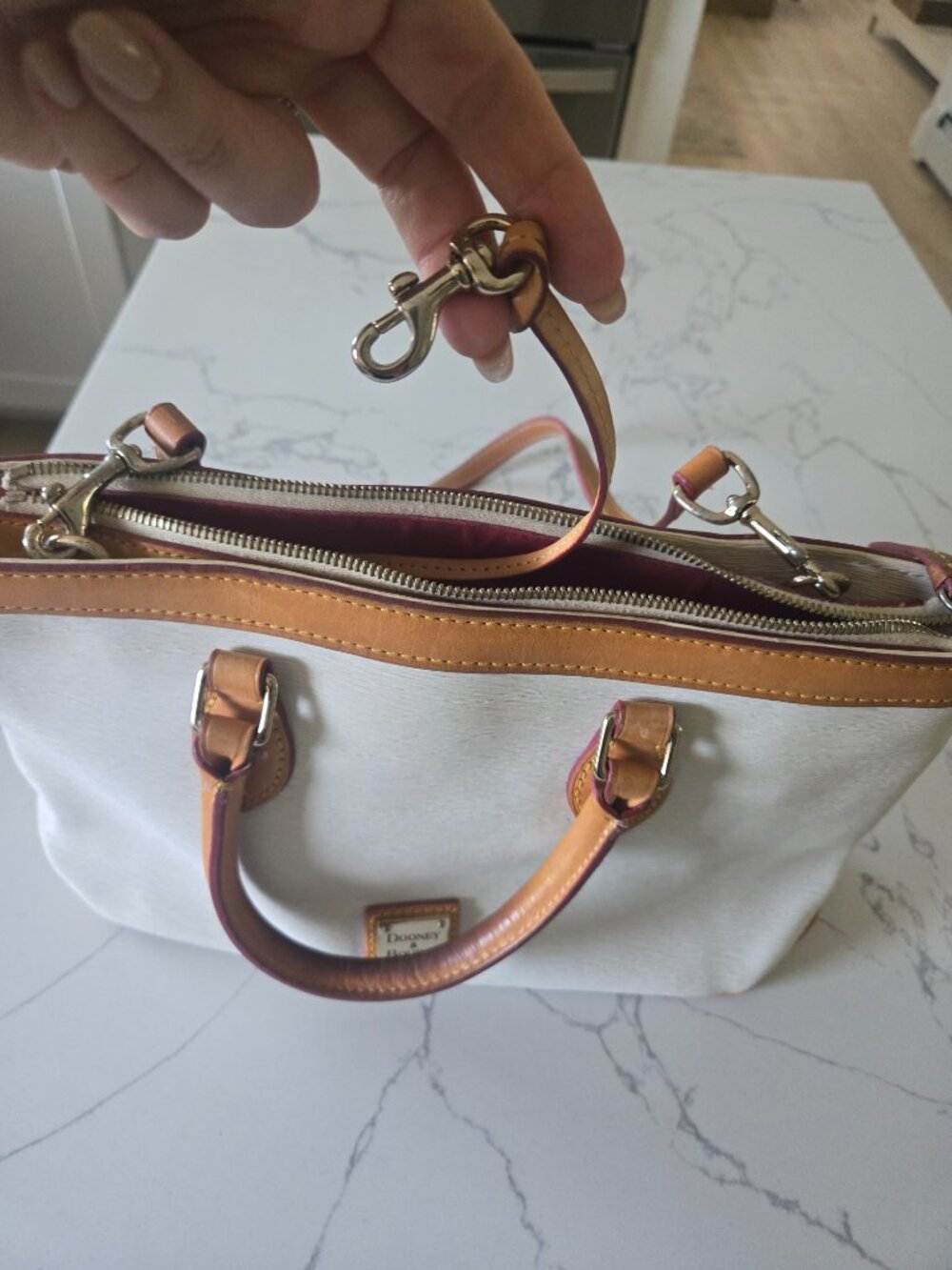 DOONEY & BOURKE - Picture 15 of 16